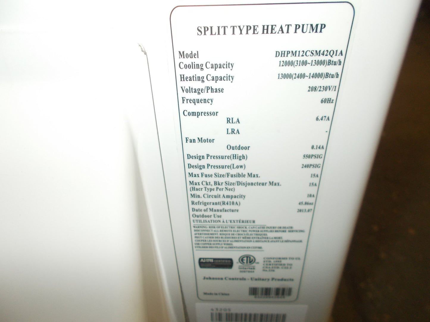Unidad de bomba de calor minisplit para exteriores de una sola zona de 1 tonelada, 20 SEER 208-230/60/1 R-410A