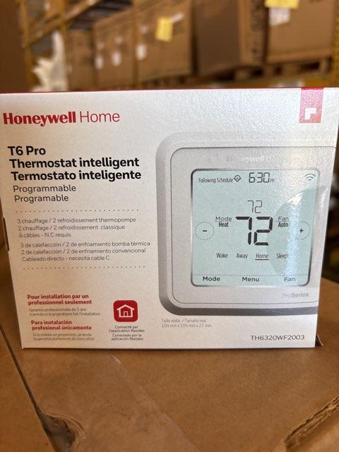 1.5 Ton 1-Stg SS Air Conditioner 14.3 SEER2 with 1.5 Ton Up/Down Cased A Coil and 24V Thermostat