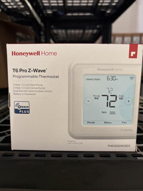 30,000 BTU Two-Stage Up/Horz ECM Gas Furnace 96% and 1.5 Ton Up/Down Cased A Coil and 24V Thermostat