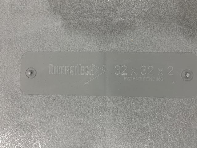 1/2" X 6' Electrical Whip with 60A 240V Non-Fused 3-Wire Disconnect and 32x32x2" Gray Equipment Pad