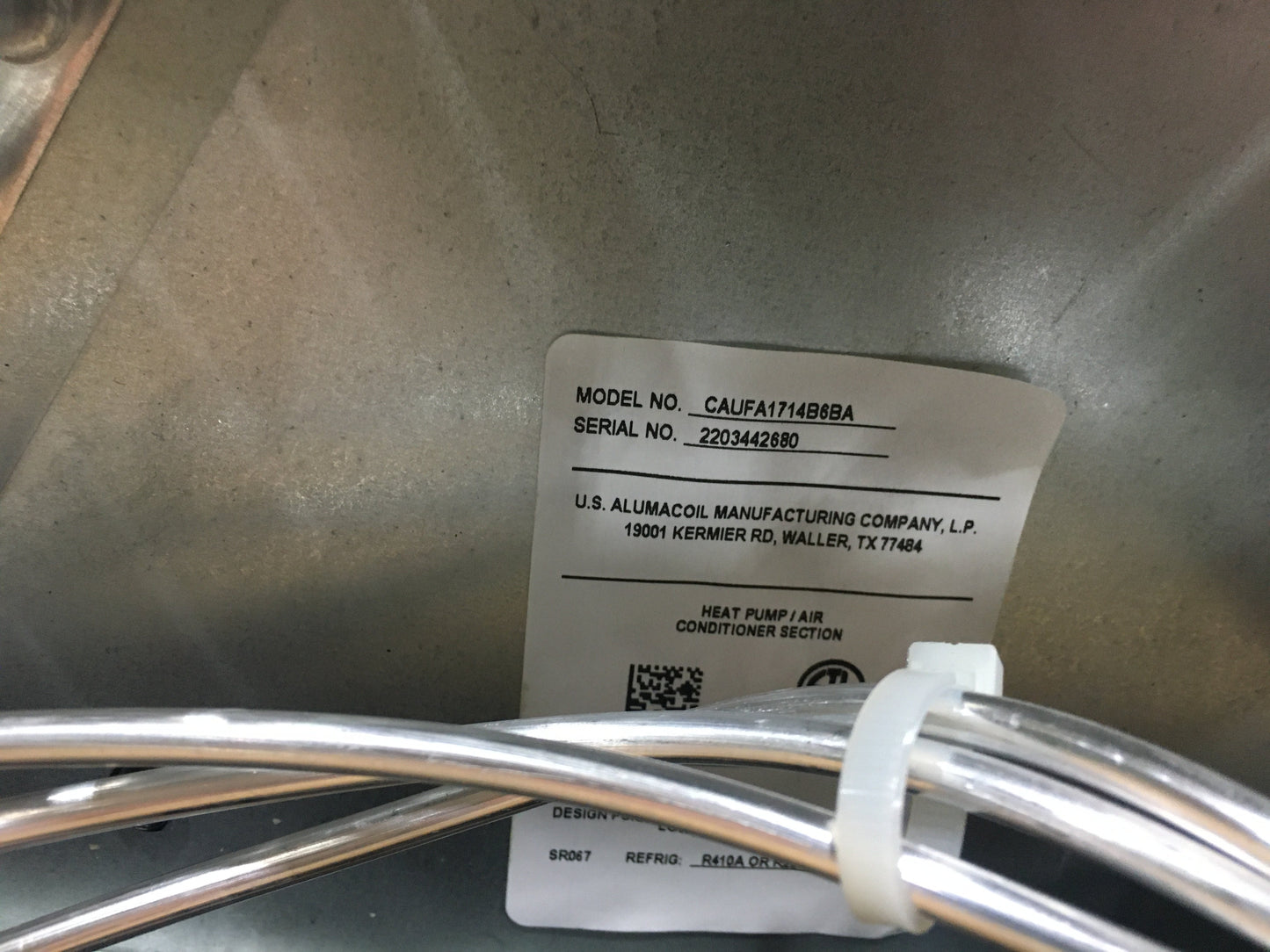 40,000 BTU Low NOx Comm Comp Gas Furnace 96%, 1.5 Ton AC 14.3 SEER2 and 1.5 Ton Up/Down Uncased Coil