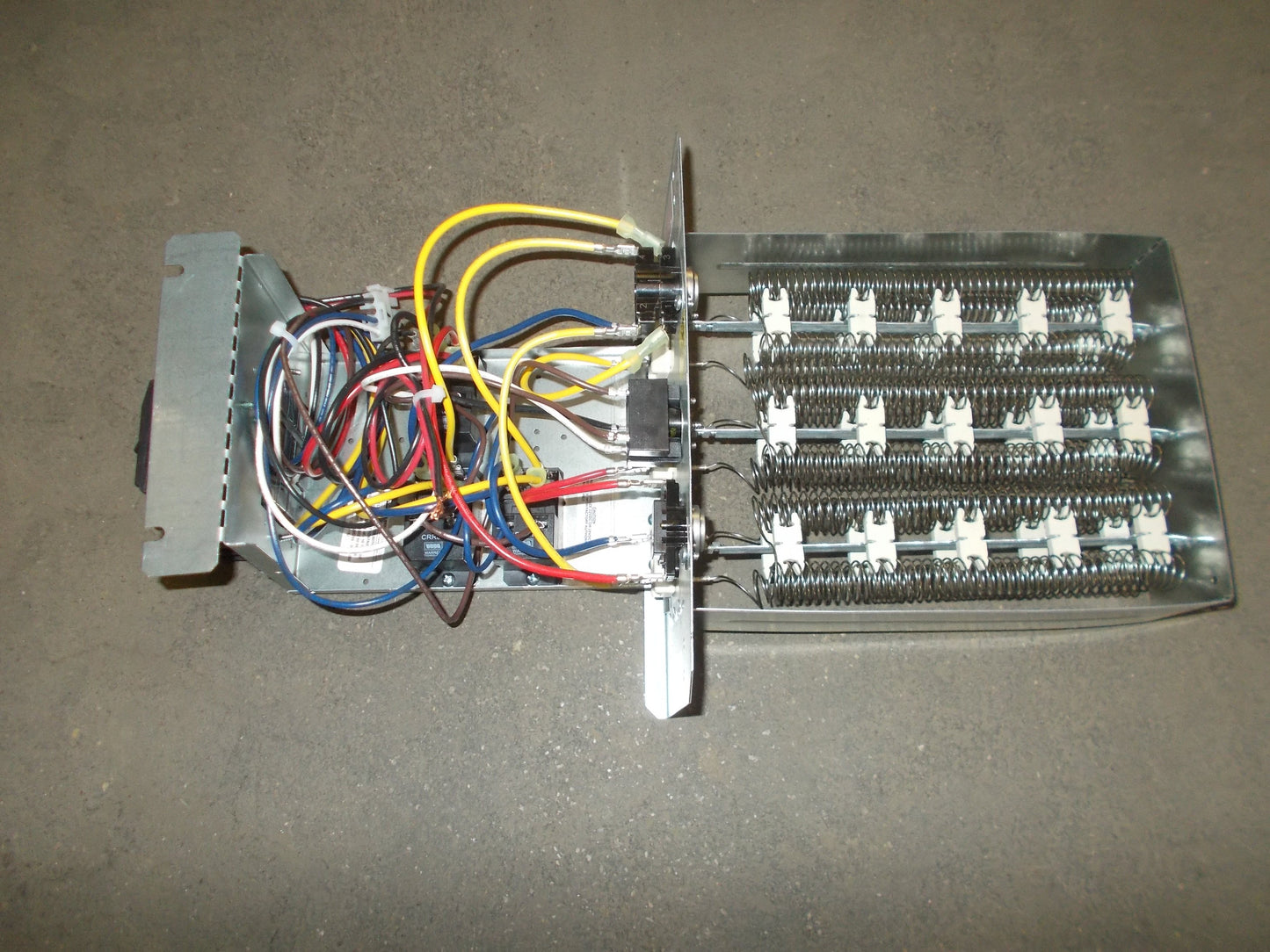 4 Ton 1-Stg SS AC R-410A 14 SEER, 4 Ton Multiposition ECM Fan Coil, 15kW Heat w/ 30 and 60A Breakers