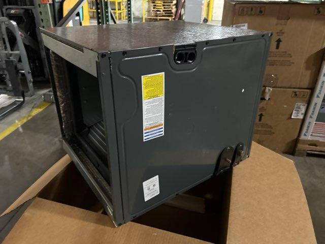 80,000 BTU Low NOx 1-Stg Up/Horz ECM Gas Furnace 96% and 2.5 Ton AC/HP Horizontal Cased A Coil R410A