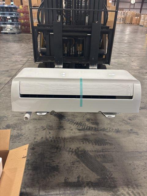 12,000 BTU Single-Zone Outdoor/Indoor Inverter Heat Pump Mini Split Set, 19 SEER 115/60/1 R-410A