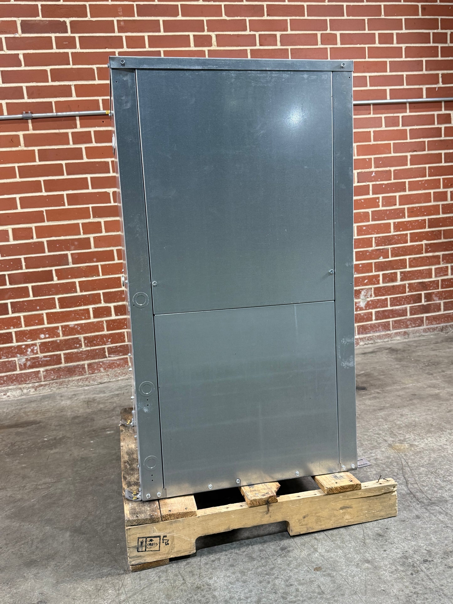 2.5 Ton Single-Stage PSC Vertical Geothermal Heat Pump 208-230/60/1 R410A 17 EER