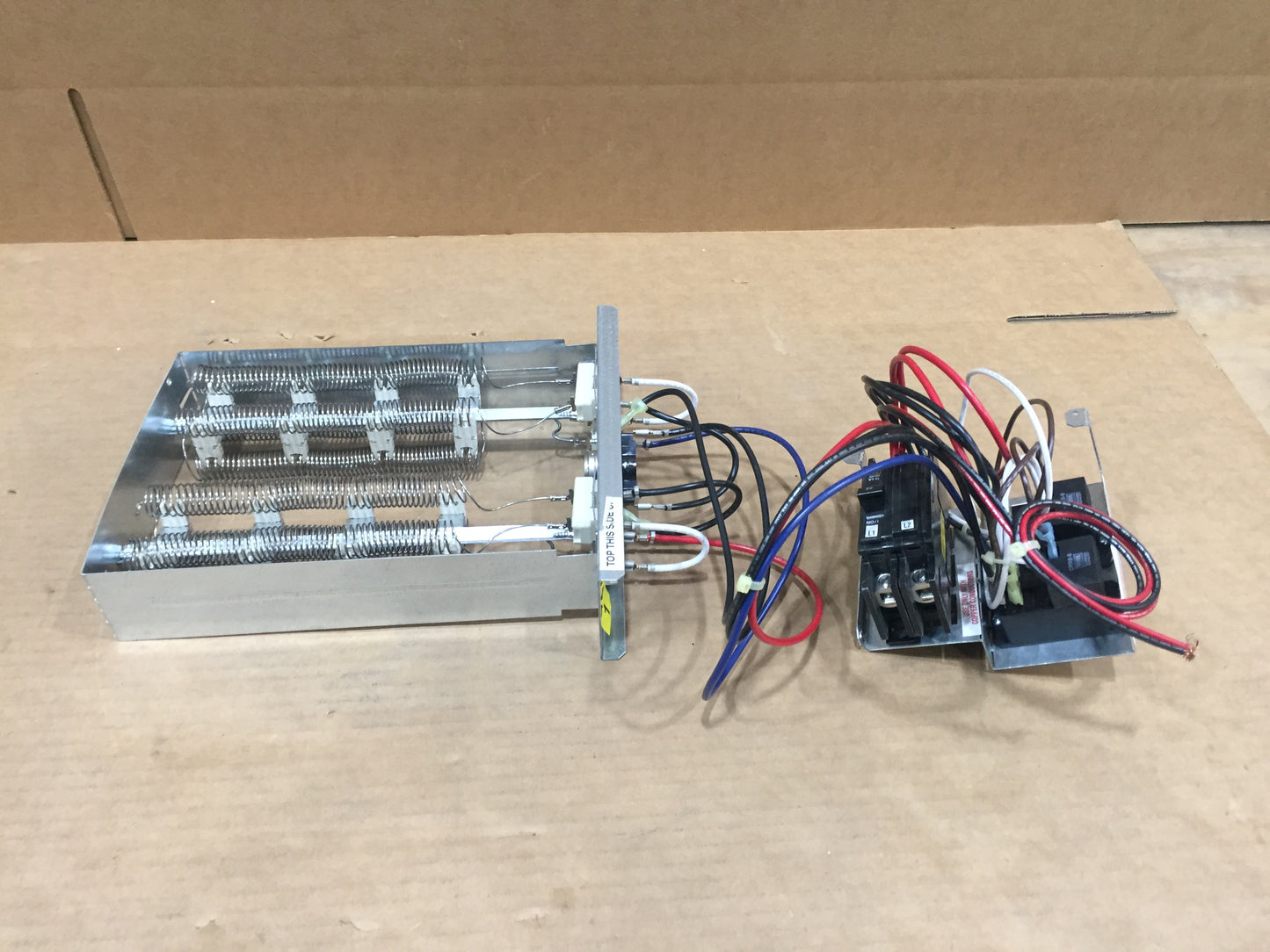 7.5 KW ELECTRIC HEAT KIT W/ INTEGRAL LIMIT CONTROL; 2 POLE, 208-240V, 60HZ, 1 PHASE