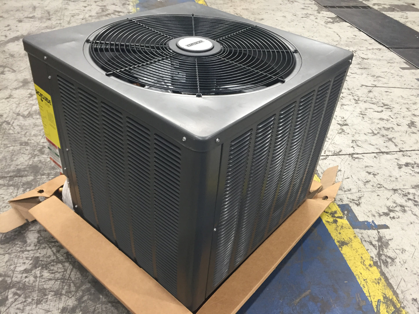 1.5 TON SPLIT SYSTEM HEAT PUMP; 208/230/60/1, R-410A, 14 SEER