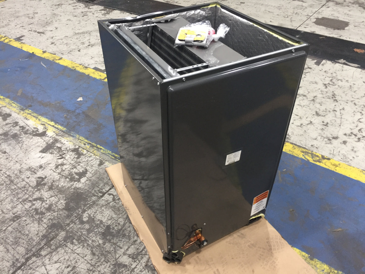 5 TON AC/HP MULTI-POSITION CASED "N" COIL; R-410A, CFM 1900